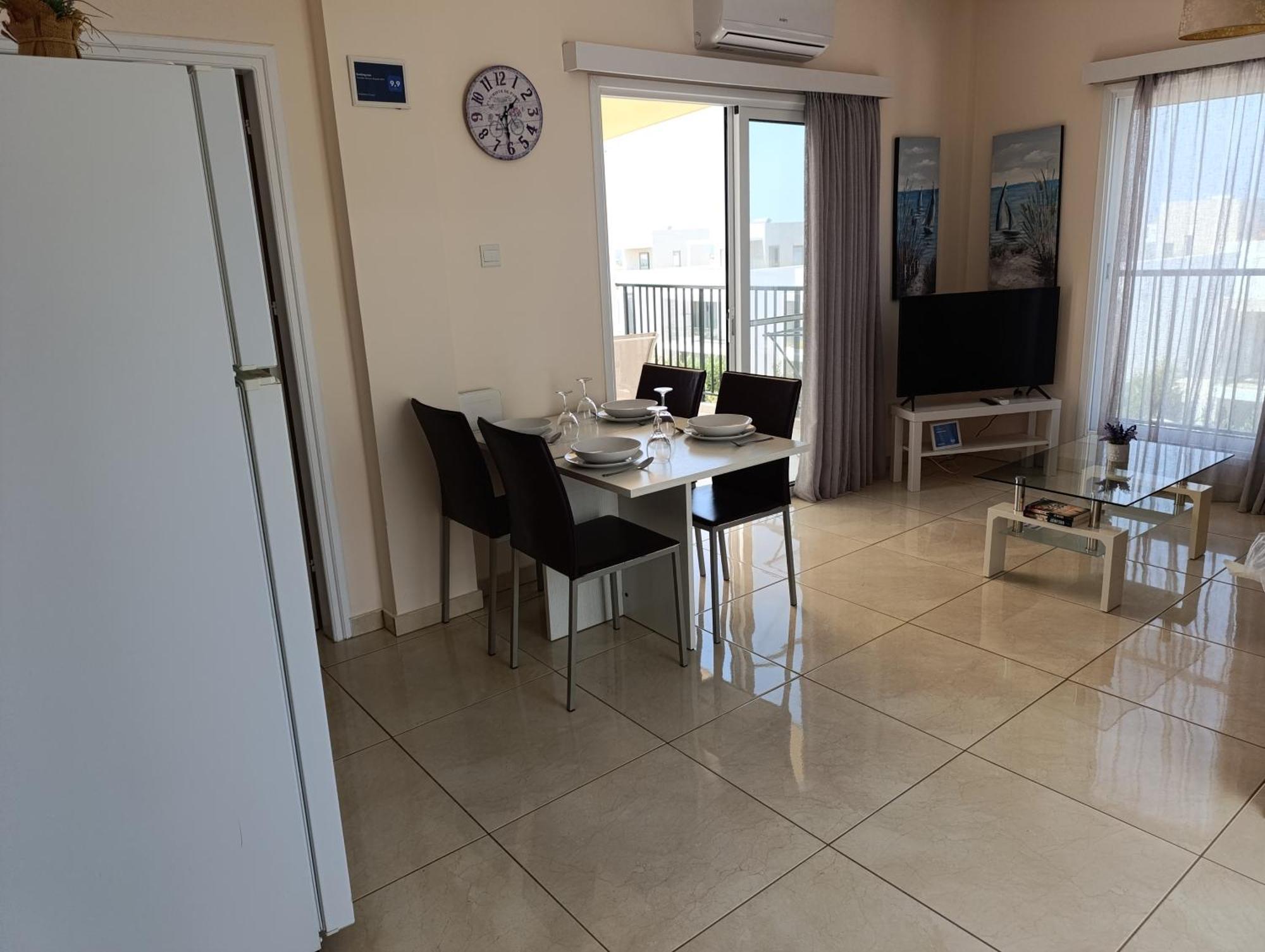 Adalena Court Apartamento Paralimni Exterior foto